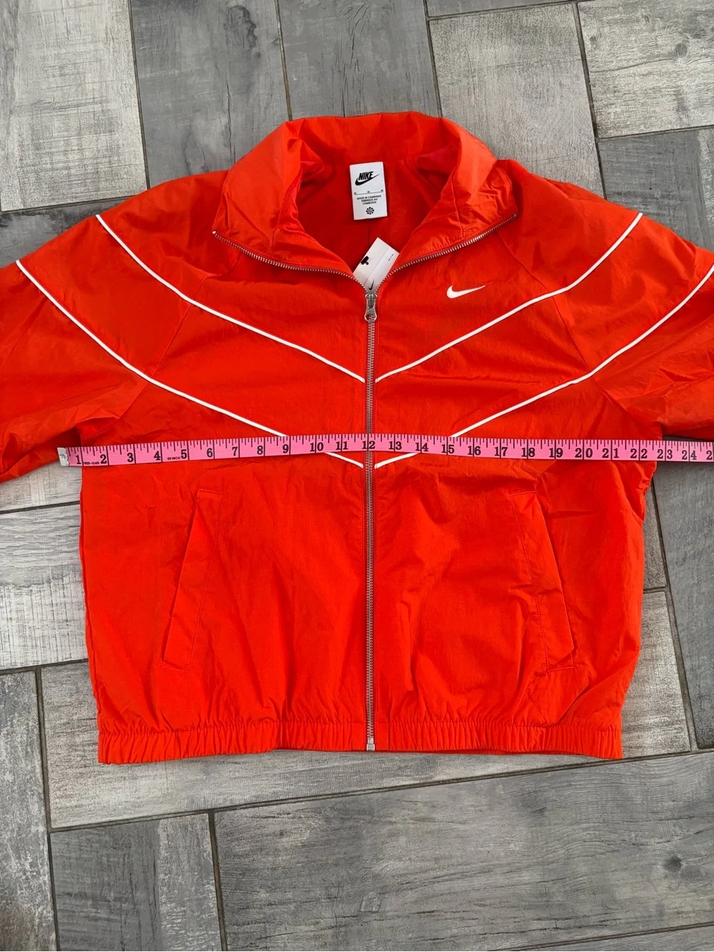 Nike orange Windrunner Women's Loose UV Woven Full-Zip Jacket sz M